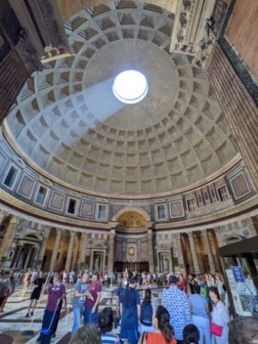 Pantheon Dome, Rome Vacation
