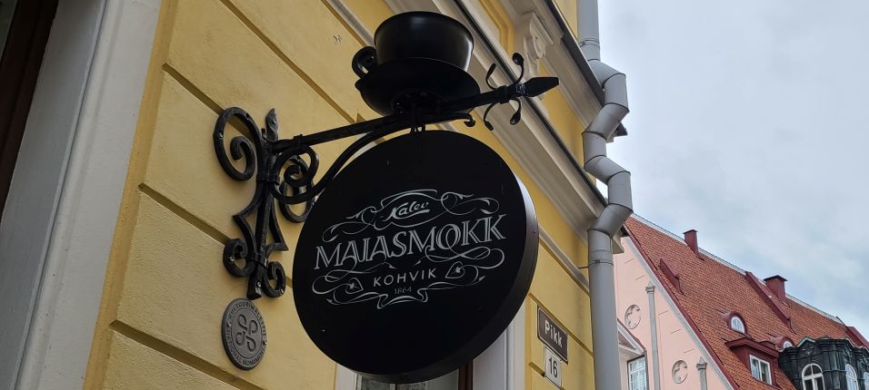 Maiasmokk Café in Old Town Tallin, Estonia