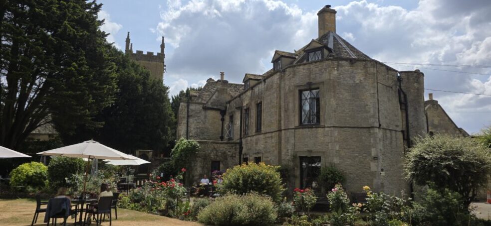 The garden at the Stow Lodge Hotel