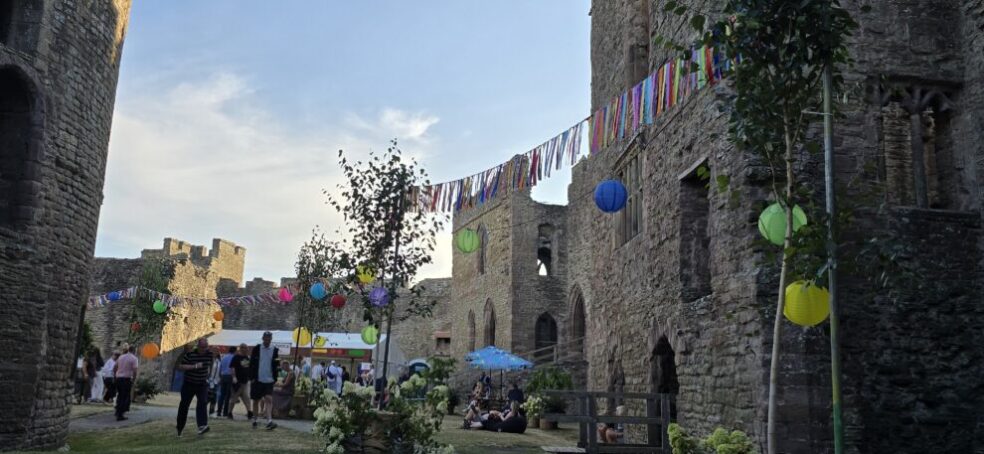 The VIP area in the castle courtyard