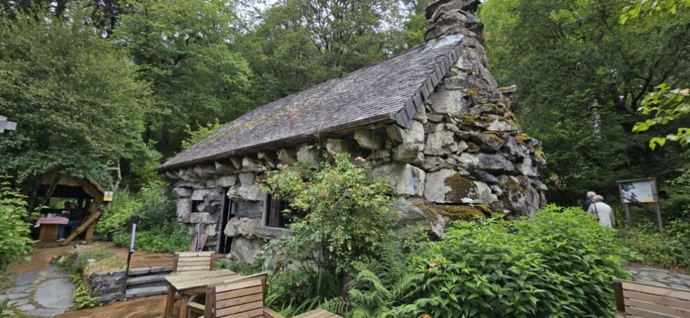 The patio at Ty Hyll - The Ugly House