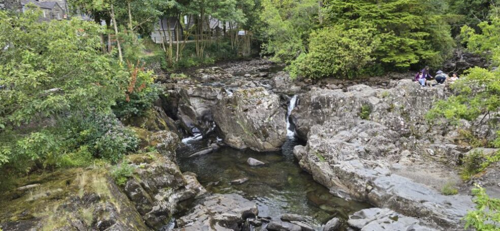 Afon Llugwy — River Llugwy near Pont-y-Pair