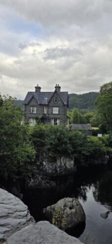 Afon Llugwy — River Llugwy near Pont-y-Pair